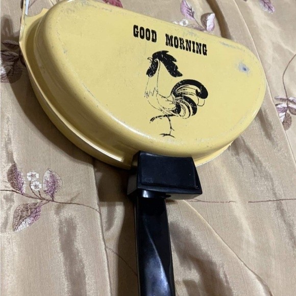 Nordic Ware Kitchen Vintage Nordic Ware Omelette Pan Poshmark